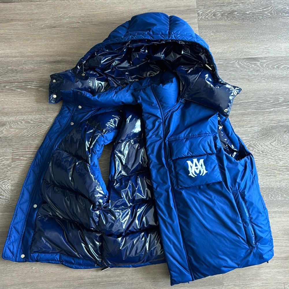 AMIRI
logo-embroidery padded vest